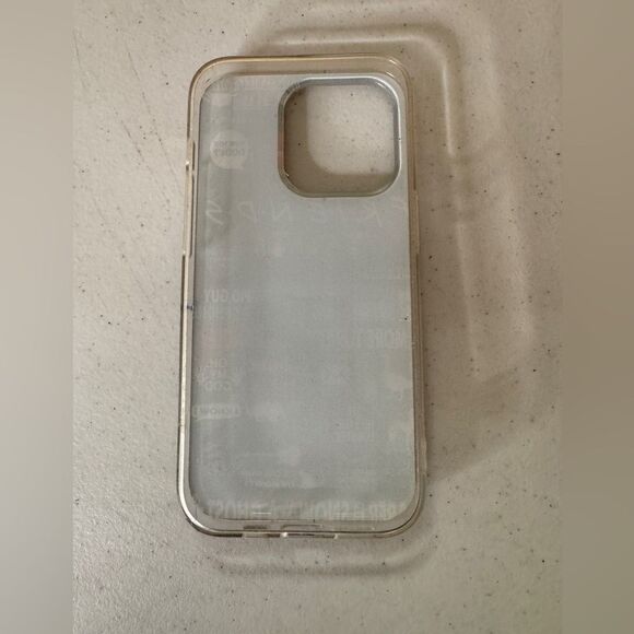 Friends IPhone 14 Pro case and pop socket - Picture 10 of 10